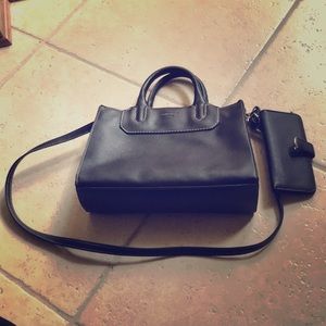 London Fog Authentic Black purse/wallet